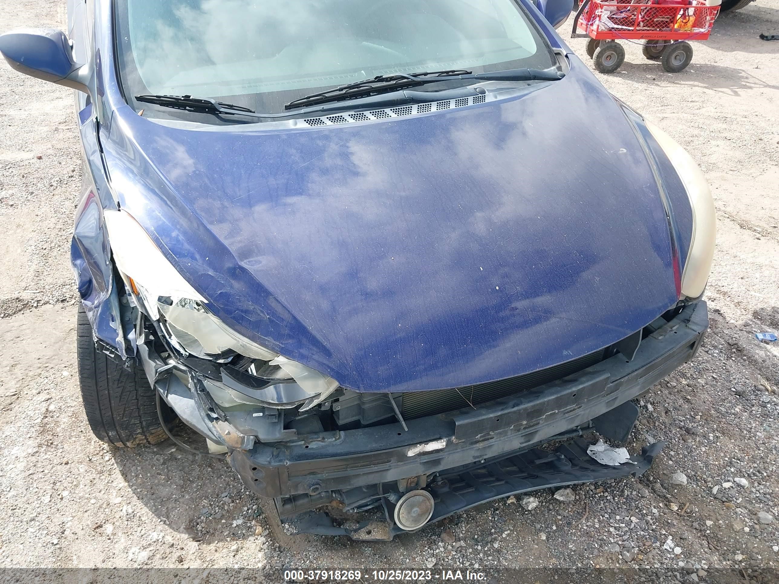 Photo 5 VIN: 5NPDH4AE1BH022106 - HYUNDAI ELANTRA 