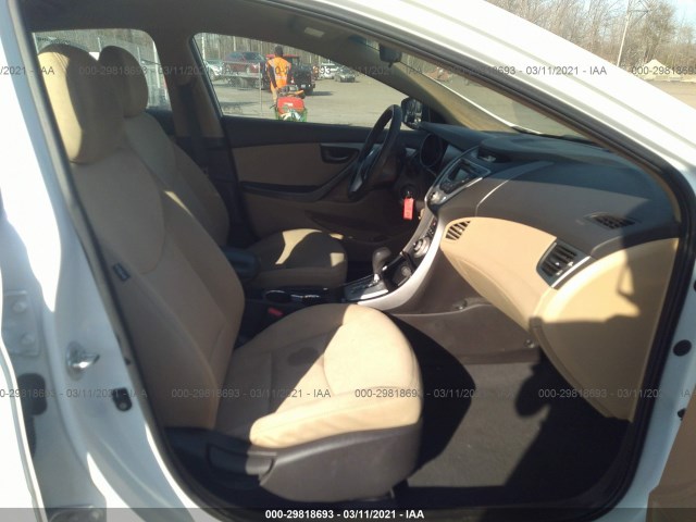 Photo 4 VIN: 5NPDH4AE1BH023563 - HYUNDAI ELANTRA 