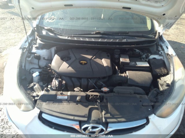 Photo 9 VIN: 5NPDH4AE1BH023563 - HYUNDAI ELANTRA 