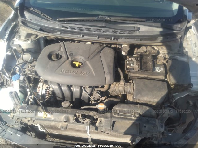 Photo 9 VIN: 5NPDH4AE1BH032912 - HYUNDAI ELANTRA 