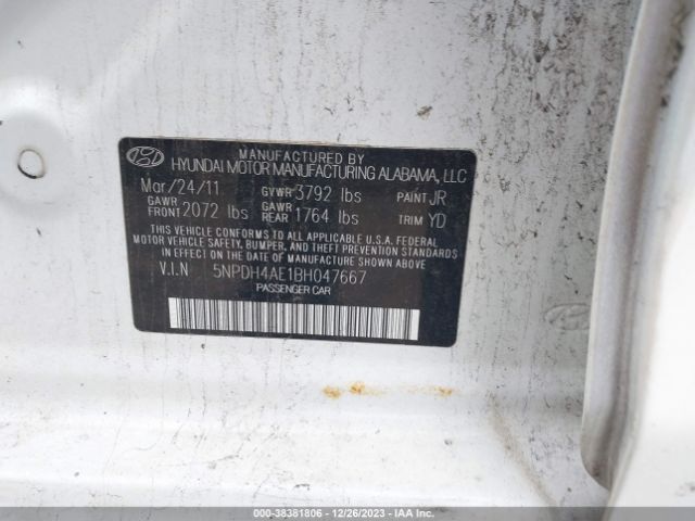 Photo 8 VIN: 5NPDH4AE1BH047667 - HYUNDAI ELANTRA 