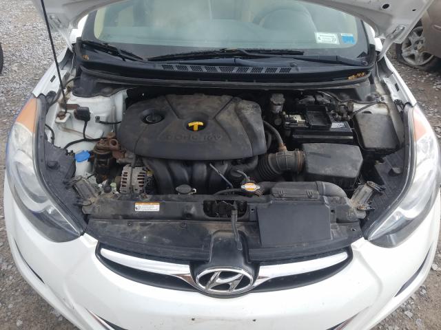 Photo 6 VIN: 5NPDH4AE1BH053114 - HYUNDAI ELANTRA GL 