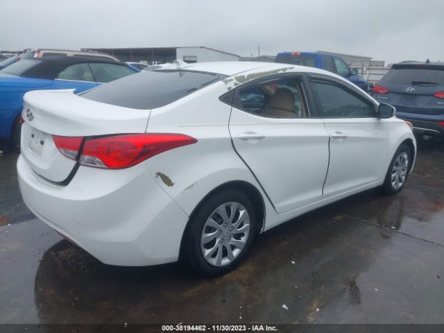 Photo 3 VIN: 5NPDH4AE1BH059480 - HYUNDAI ELANTRA 