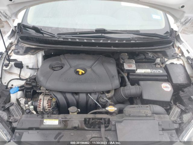 Photo 9 VIN: 5NPDH4AE1BH059480 - HYUNDAI ELANTRA 