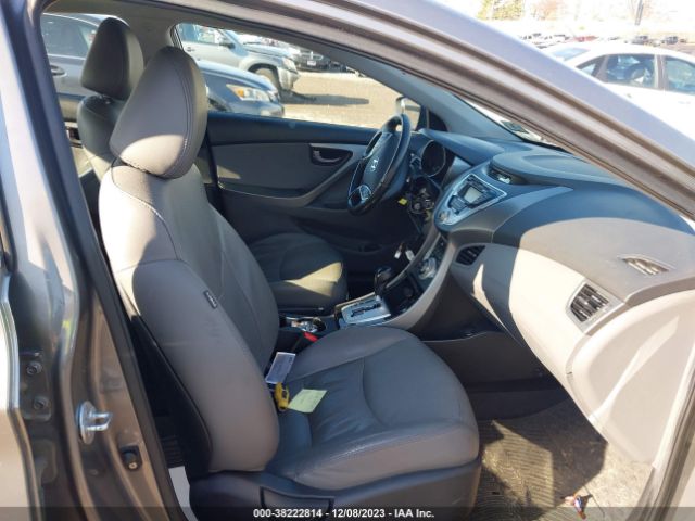 Photo 4 VIN: 5NPDH4AE1BH075288 - HYUNDAI ELANTRA 