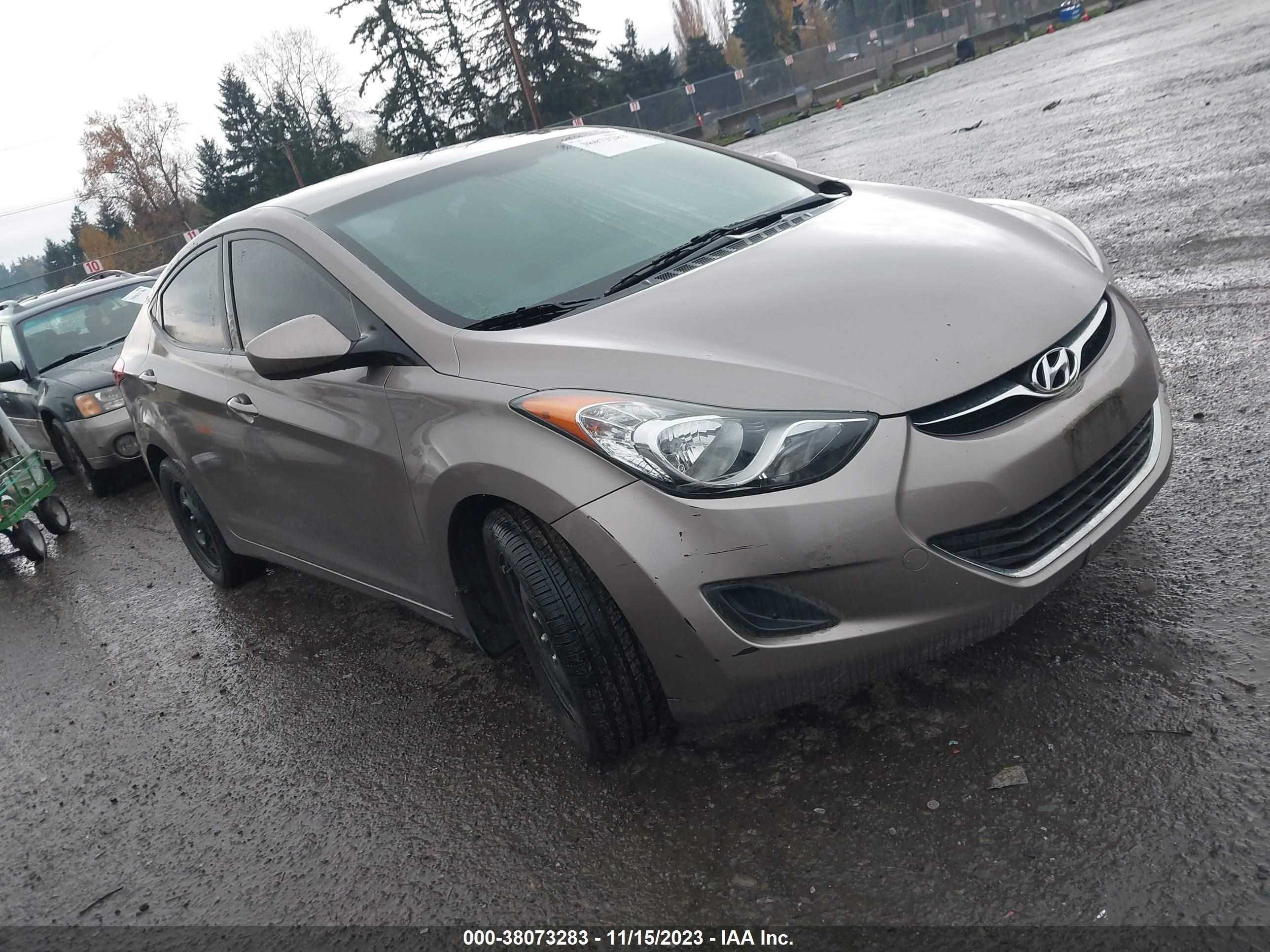 Photo 0 VIN: 5NPDH4AE1CH070044 - HYUNDAI ELANTRA 