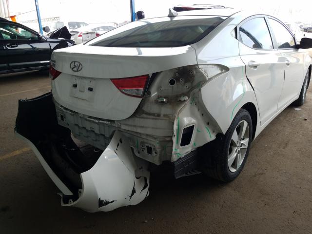 Photo 8 VIN: 5NPDH4AE1CH071114 - HYUNDAI ELANTRA GL 