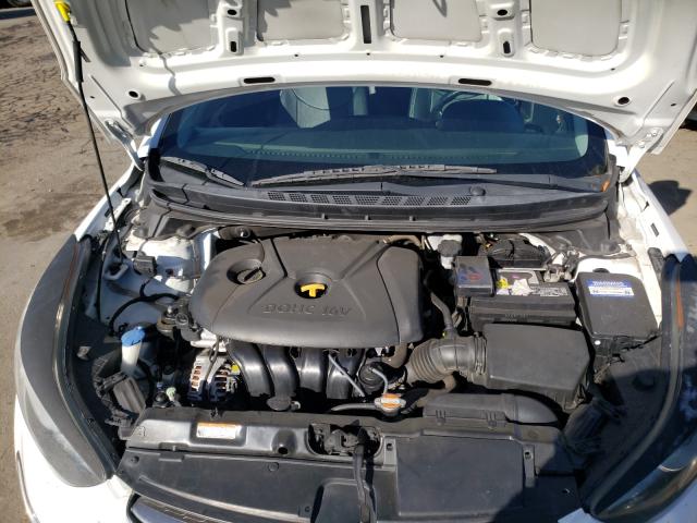 Photo 6 VIN: 5NPDH4AE1CH084414 - HYUNDAI ELANTRA 