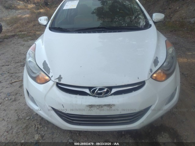 Photo 5 VIN: 5NPDH4AE1CH093548 - HYUNDAI ELANTRA 