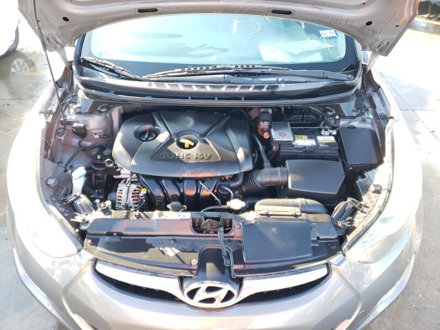 Photo 6 VIN: 5NPDH4AE1CH097020 - HYUNDAI ELANTRA GL 