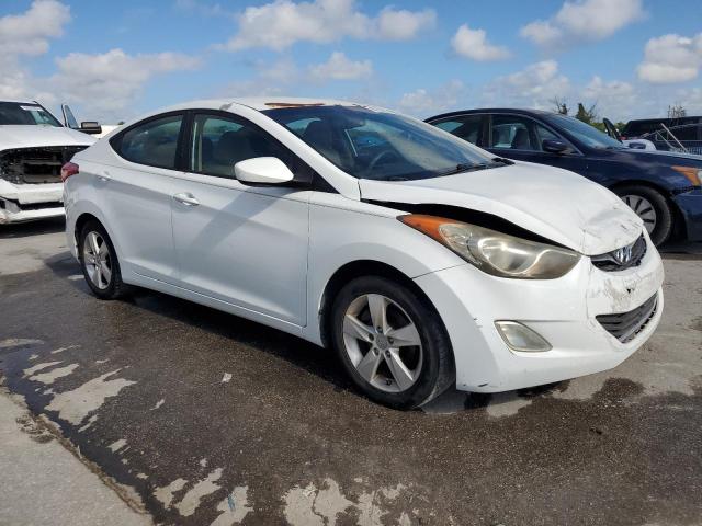 Photo 3 VIN: 5NPDH4AE1CH102264 - HYUNDAI ELANTRA GL 