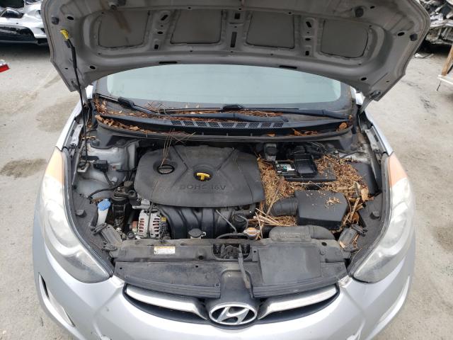 Photo 6 VIN: 5NPDH4AE1CH111580 - HYUNDAI ELANTRA GL 