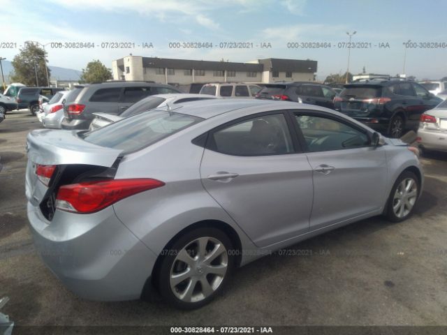 Photo 3 VIN: 5NPDH4AE1CH112342 - HYUNDAI ELANTRA 