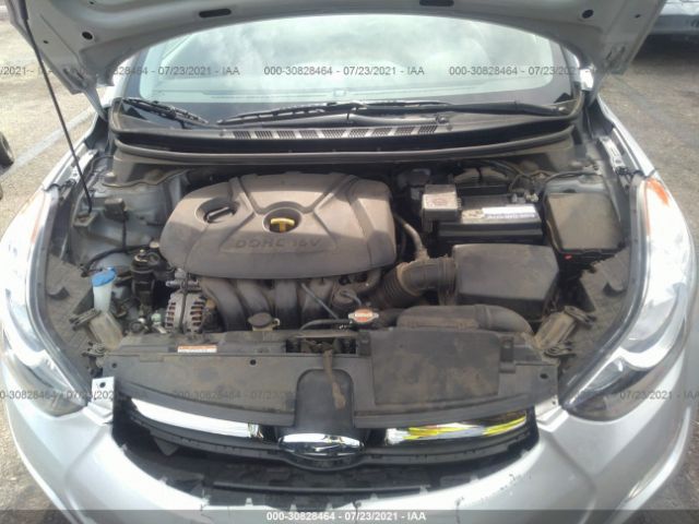 Photo 9 VIN: 5NPDH4AE1CH112342 - HYUNDAI ELANTRA 