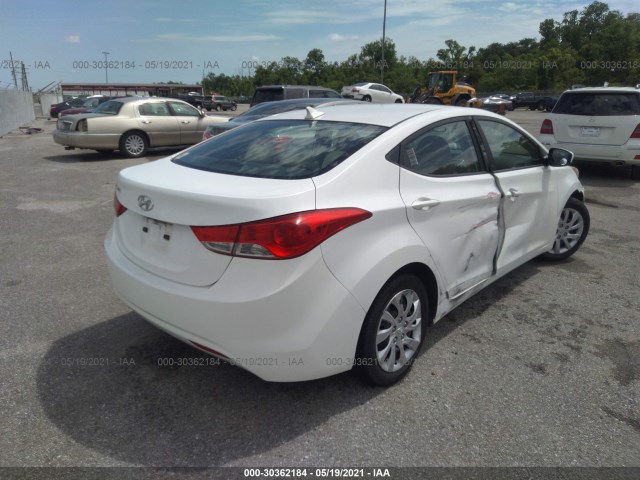 Photo 3 VIN: 5NPDH4AE1CH113362 - HYUNDAI ELANTRA 