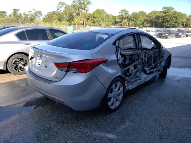 Photo 3 VIN: 5NPDH4AE1CH113538 - HYUNDAI ELANTRA GL 