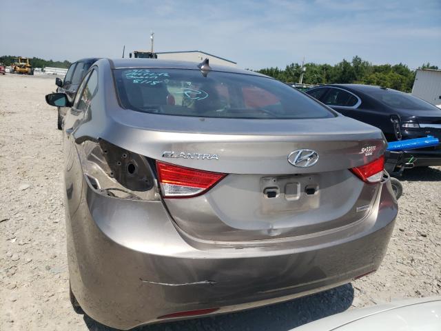 Photo 8 VIN: 5NPDH4AE1CH117203 - HYUNDAI ELANTRA GL 