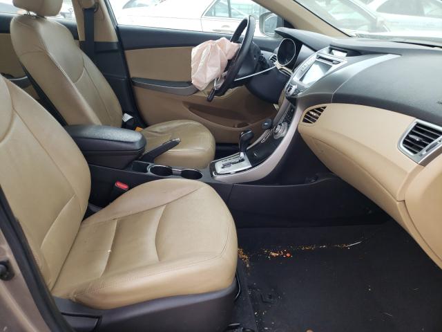 Photo 4 VIN: 5NPDH4AE1CH127035 - HYUNDAI ELANTRA GL 