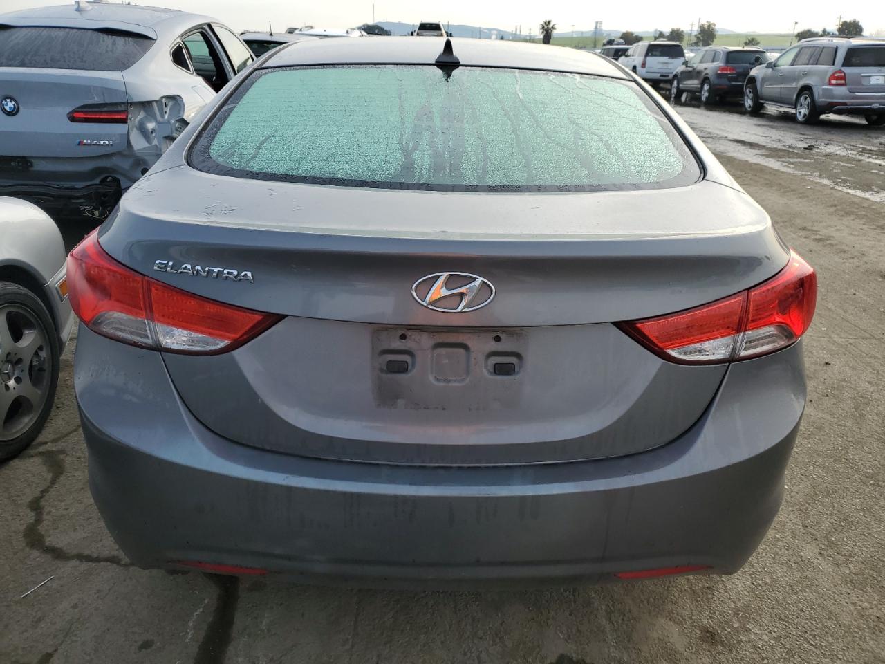 Photo 5 VIN: 5NPDH4AE1CH128458 - HYUNDAI ELANTRA 