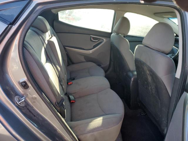 Photo 9 VIN: 5NPDH4AE1CH132784 - HYUNDAI ELANTRA 