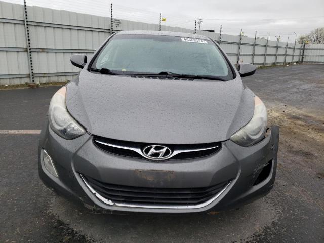 Photo 4 VIN: 5NPDH4AE1CH135832 - HYUNDAI ELANTRA 