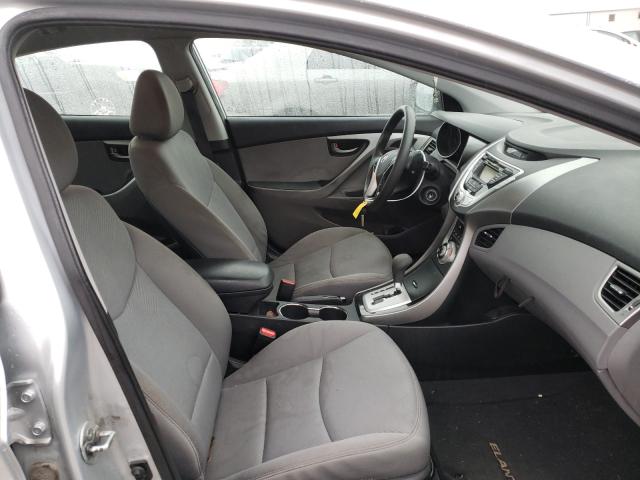 Photo 4 VIN: 5NPDH4AE1CH137239 - HYUNDAI ELANTRA GL 