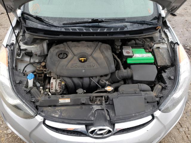 Photo 6 VIN: 5NPDH4AE1CH137239 - HYUNDAI ELANTRA GL 