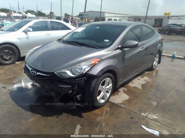 Photo 1 VIN: 5NPDH4AE1CH137371 - HYUNDAI ELANTRA 