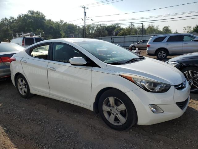 Photo 3 VIN: 5NPDH4AE1CH140772 - HYUNDAI ELANTRA GL 