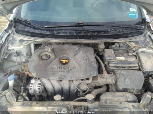 Photo 9 VIN: 5NPDH4AE1CH141517 - HYUNDAI ELANTRA 