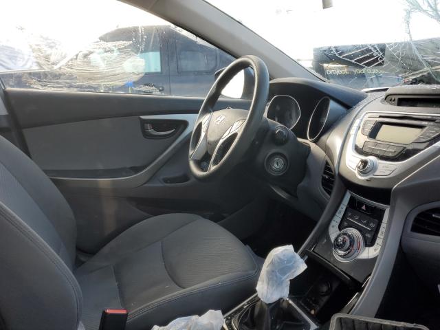 Photo 4 VIN: 5NPDH4AE1CH144532 - HYUNDAI ELANTRA GL 