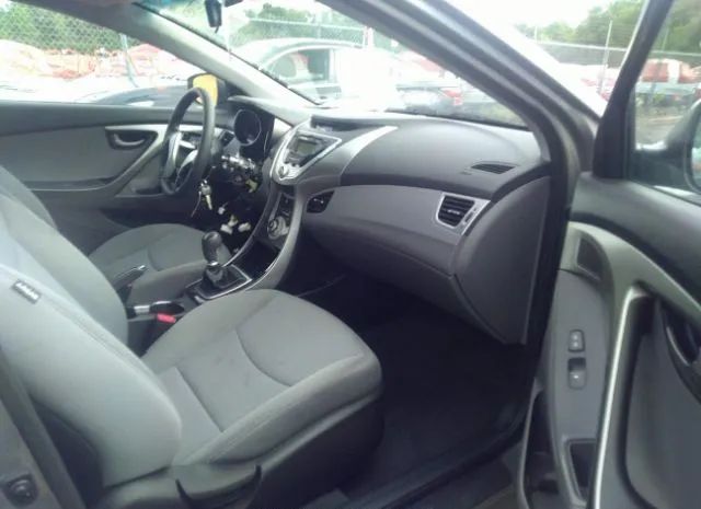 Photo 4 VIN: 5NPDH4AE1CH147043 - HYUNDAI ELANTRA 