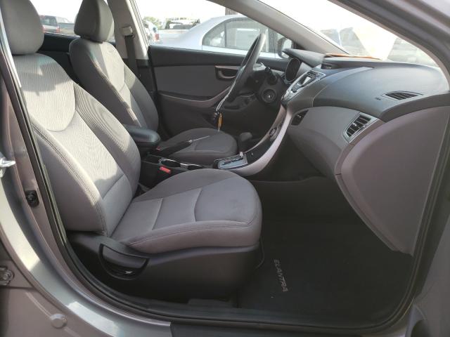 Photo 4 VIN: 5NPDH4AE1DH159646 - HYUNDAI ELANTRA GL 