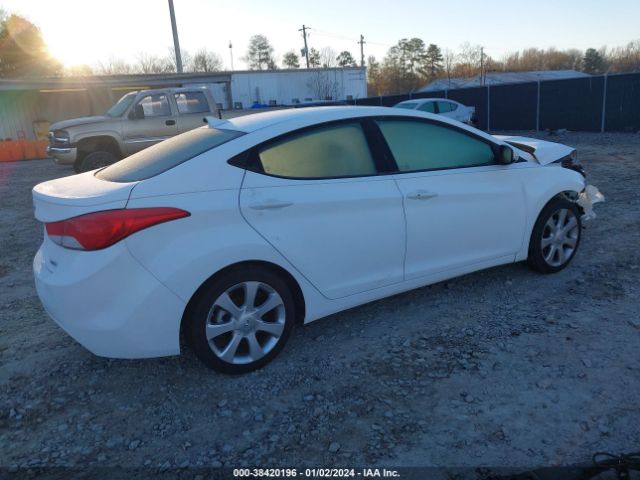 Photo 3 VIN: 5NPDH4AE1DH164183 - HYUNDAI ELANTRA 