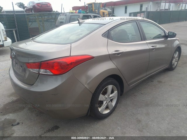 Photo 3 VIN: 5NPDH4AE1DH213057 - HYUNDAI ELANTRA 