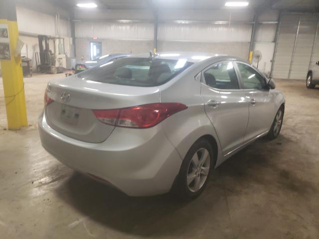 Photo 3 VIN: 5NPDH4AE1DH223605 - HYUNDAI ELANTRA GL 