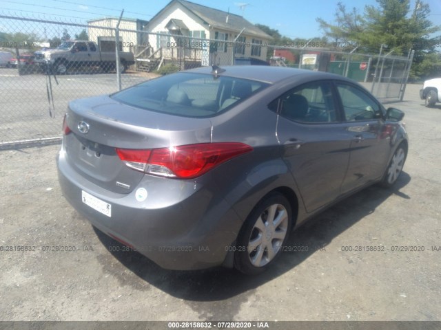 Photo 3 VIN: 5NPDH4AE1DH227850 - HYUNDAI ELANTRA 