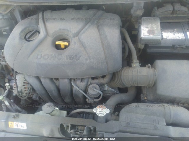 Photo 9 VIN: 5NPDH4AE1DH227850 - HYUNDAI ELANTRA 