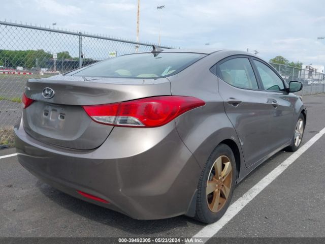 Photo 3 VIN: 5NPDH4AE1DH245846 - HYUNDAI ELANTRA 