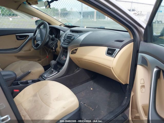 Photo 4 VIN: 5NPDH4AE1DH245846 - HYUNDAI ELANTRA 