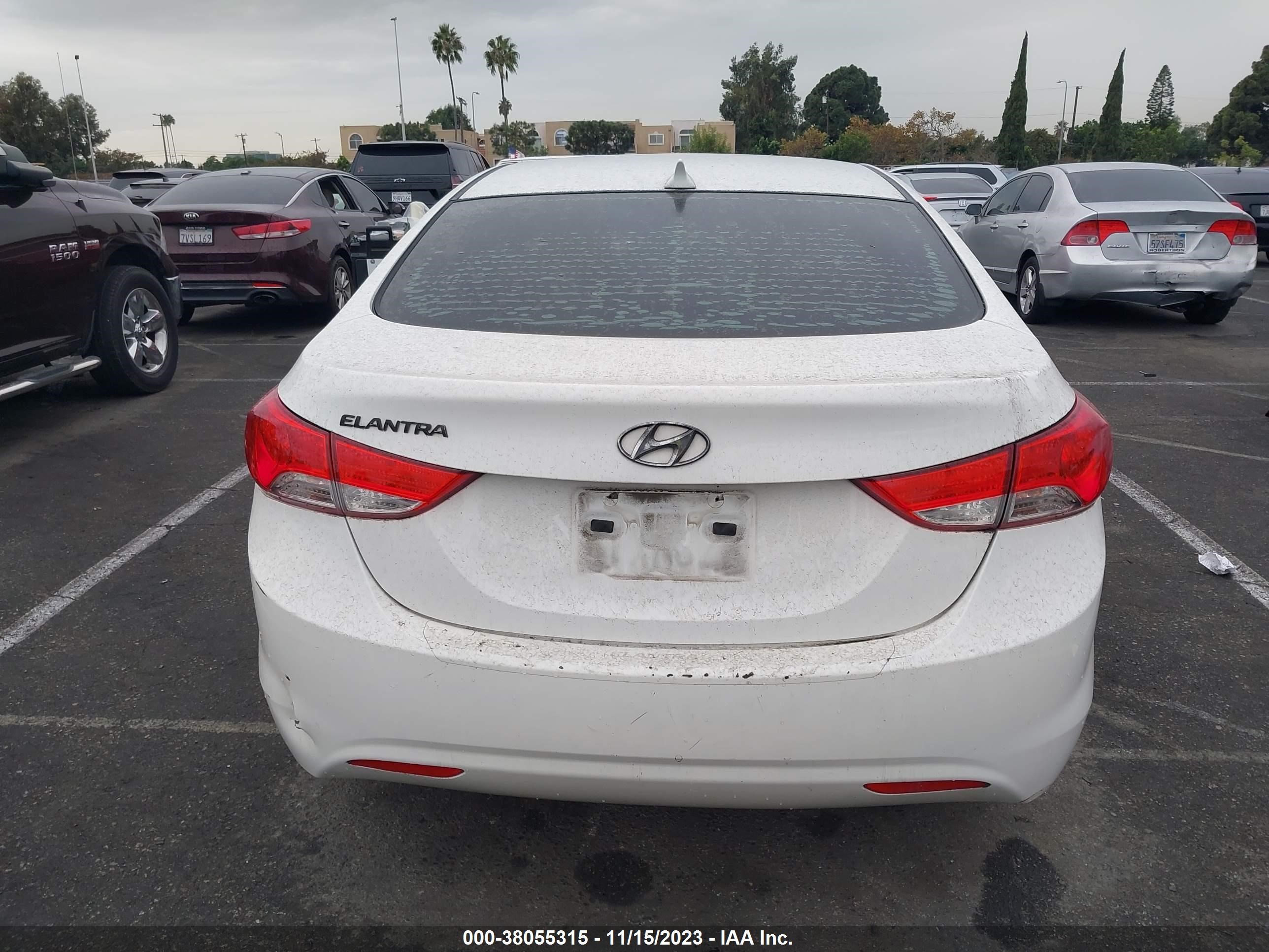 Photo 14 VIN: 5NPDH4AE1DH248150 - HYUNDAI ELANTRA 