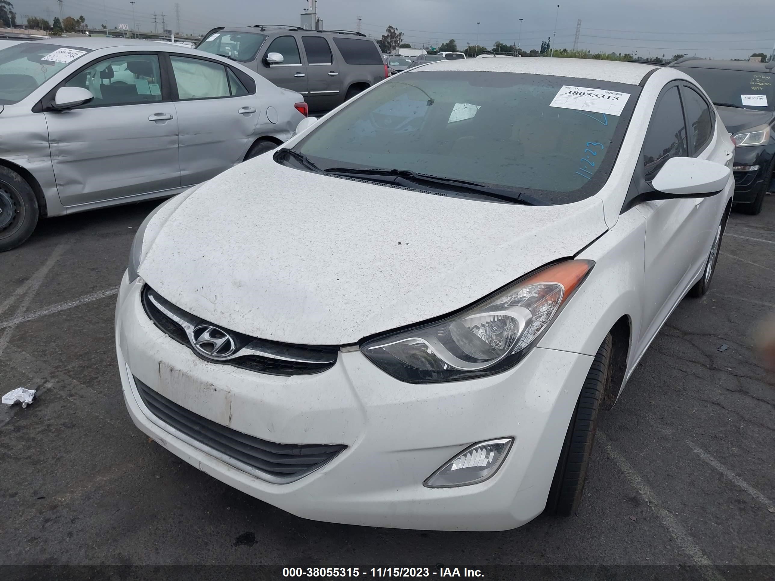 Photo 5 VIN: 5NPDH4AE1DH248150 - HYUNDAI ELANTRA 