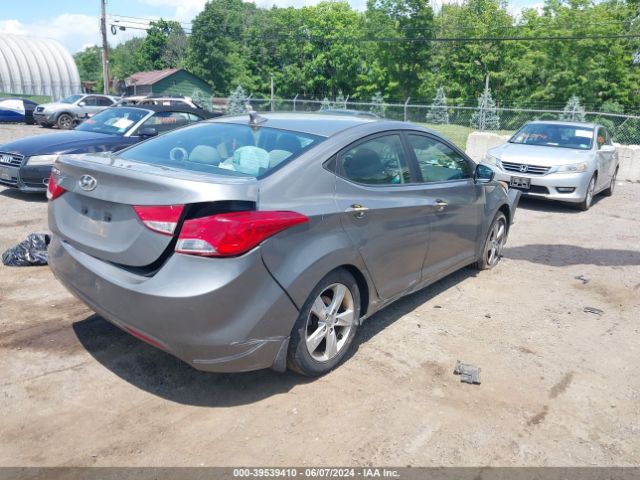 Photo 3 VIN: 5NPDH4AE1DH255289 - HYUNDAI ELANTRA 