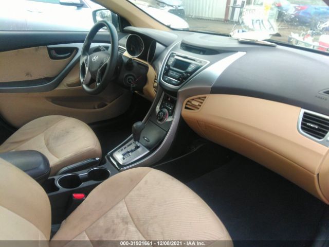 Photo 4 VIN: 5NPDH4AE1DH258807 - HYUNDAI ELANTRA 