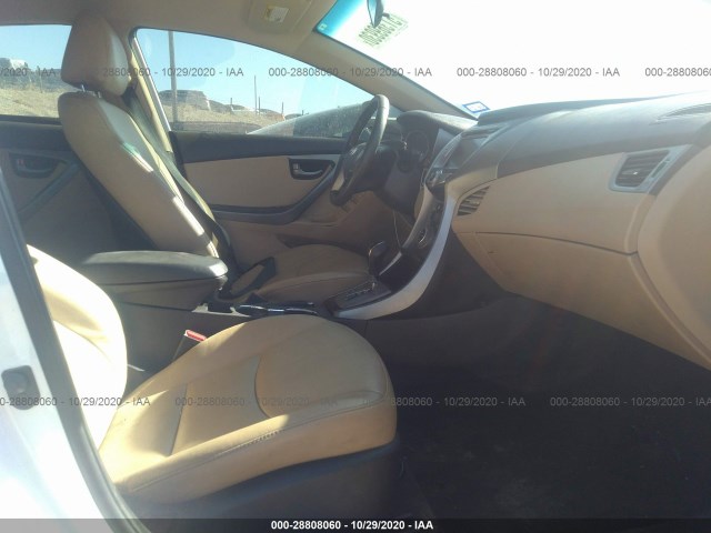 Photo 4 VIN: 5NPDH4AE1DH262582 - HYUNDAI ELANTRA 