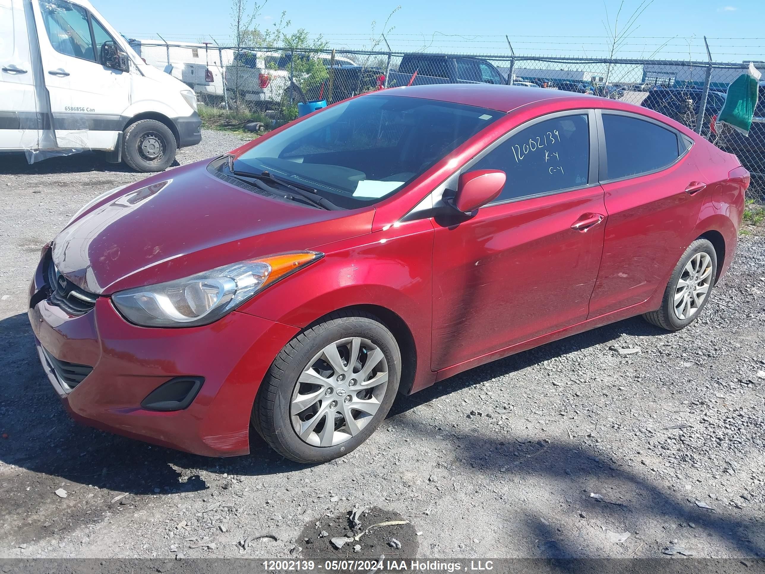 Photo 1 VIN: 5NPDH4AE1DH268172 - HYUNDAI ELANTRA 