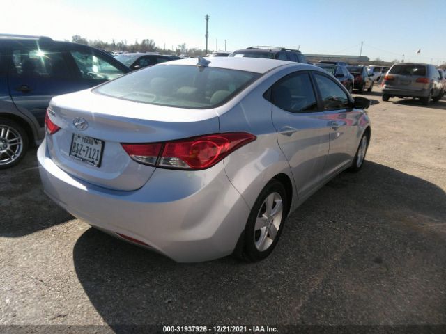 Photo 3 VIN: 5NPDH4AE1DH275395 - HYUNDAI ELANTRA 