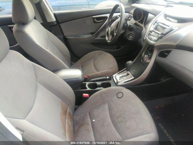 Photo 4 VIN: 5NPDH4AE1DH275395 - HYUNDAI ELANTRA 