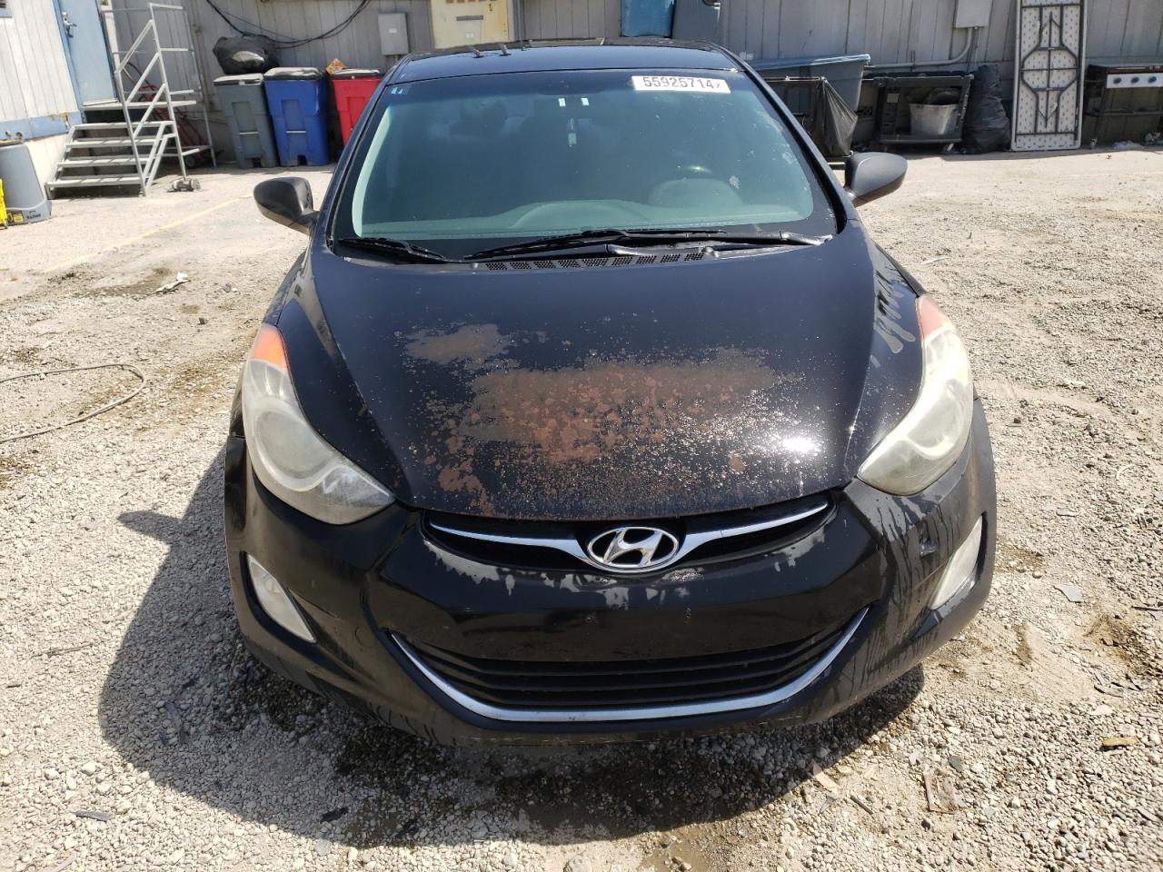 Photo 4 VIN: 5NPDH4AE1DH277275 - HYUNDAI ELANTRA 