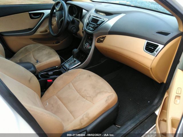 Photo 4 VIN: 5NPDH4AE1DH282508 - HYUNDAI ELANTRA 